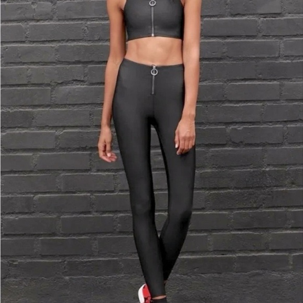Alo Yoga front zip leggings black full length size Small